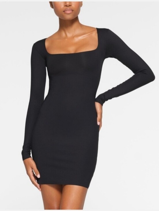 SKIMS Dresses & Skirts - SKIMS Black Body Long Sleeve Slip Dress
